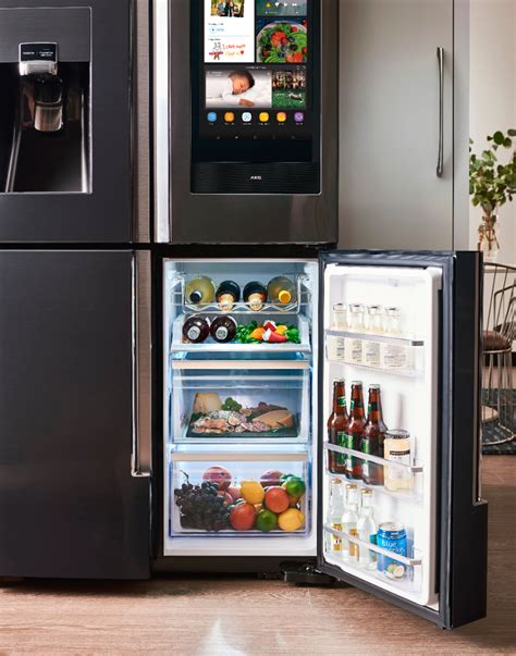 ¹; Dual Auto Ice Maker makes two types of ice – cubed, or Ice Bites™ that chill your drink faster. . Four door refrigerator samsung